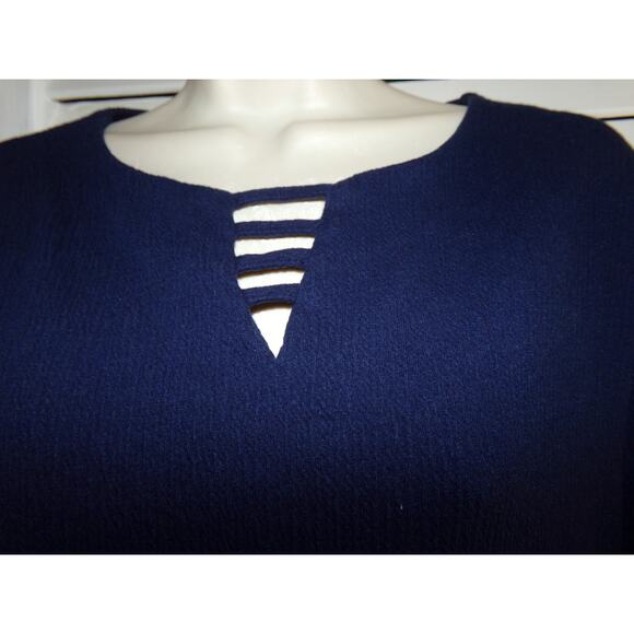 Kim Rogers navy crinkle look knit long‎ length top M EUC - Picture 2 of 5